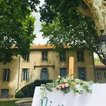 Chateau Sainte Cecile D'hotes / In Castle Chateau Sainte Cecile Bed & Breakfast