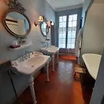 Chateau Sainte Cecile D'hotes / In Castle Chateau Sainte Cecile Bed & Breakfast *