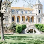 Chateau Sainte Cecile D'hotes / In Castle Chateau Sainte Cecile Bed & Breakfast Nézignan-lʼÉvêque