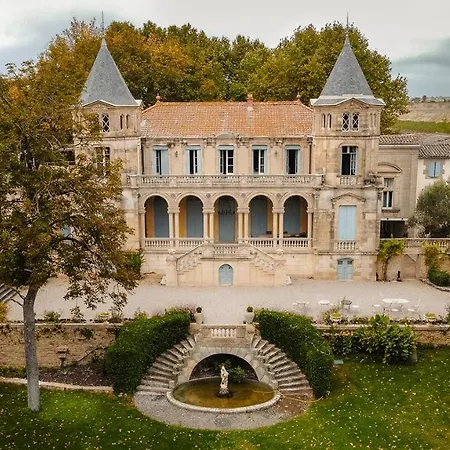Chateau Sainte Cecile D'hotes / In Castle Chateau Sainte Cecile Nézignan-lʼÉvêque
